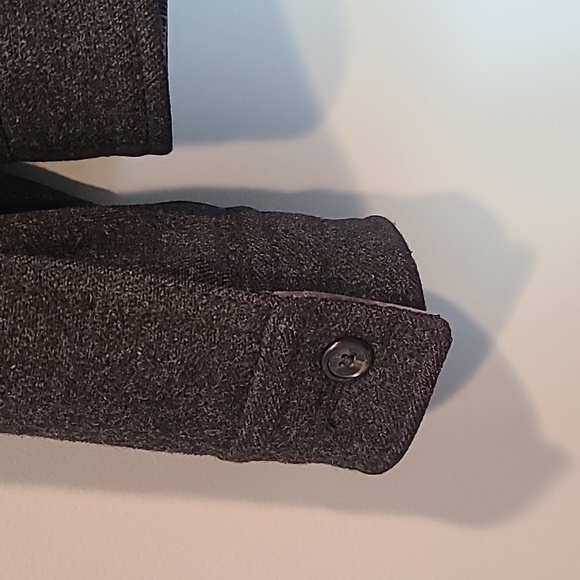 Abercrombie & Fitch Black Bomber Jacket - Picture 9 of 12